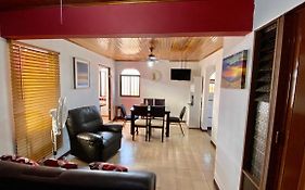 Apartment 10 Minutes By The Sjo Airport -